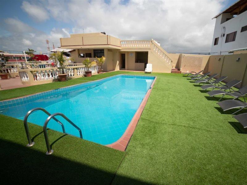 Hotel Red Booby Пуэрто-Айора Экстерьер фото