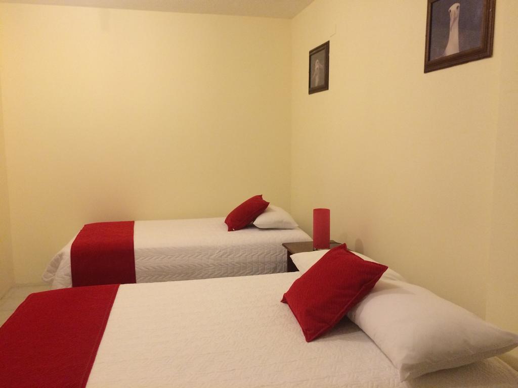 Hotel Red Booby Пуэрто-Айора Экстерьер фото