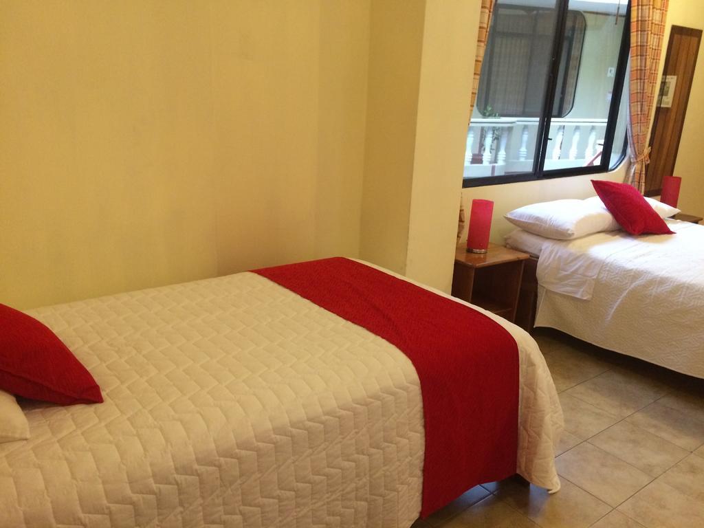 Hotel Red Booby Пуэрто-Айора Экстерьер фото