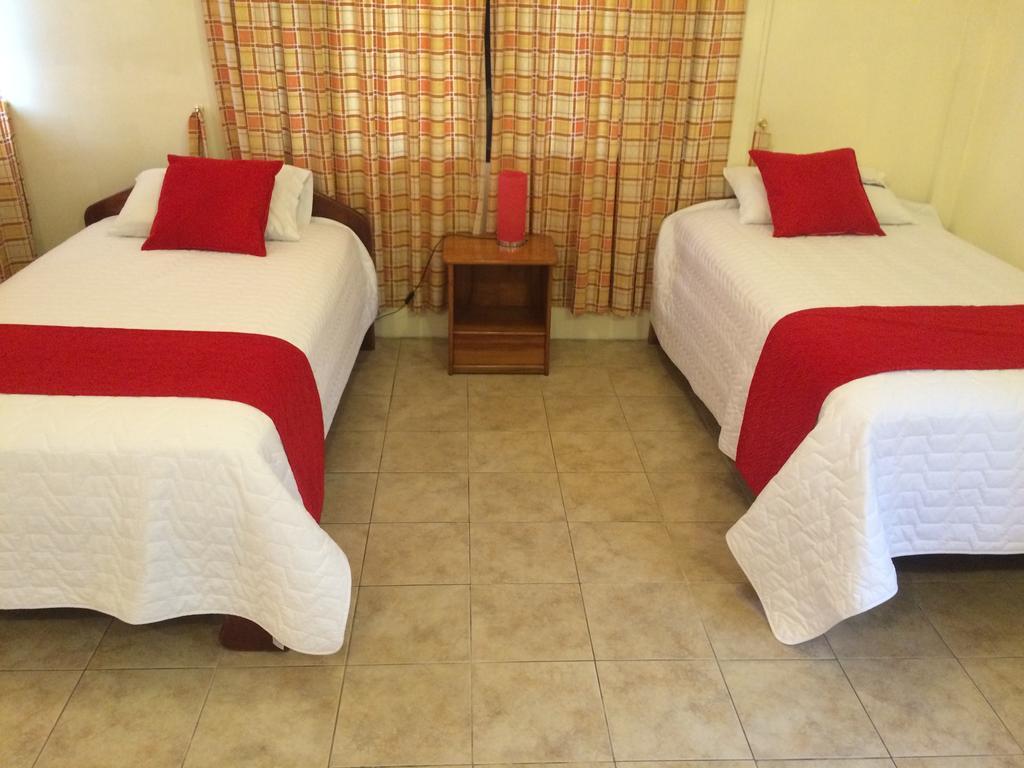 Hotel Red Booby Пуэрто-Айора Экстерьер фото