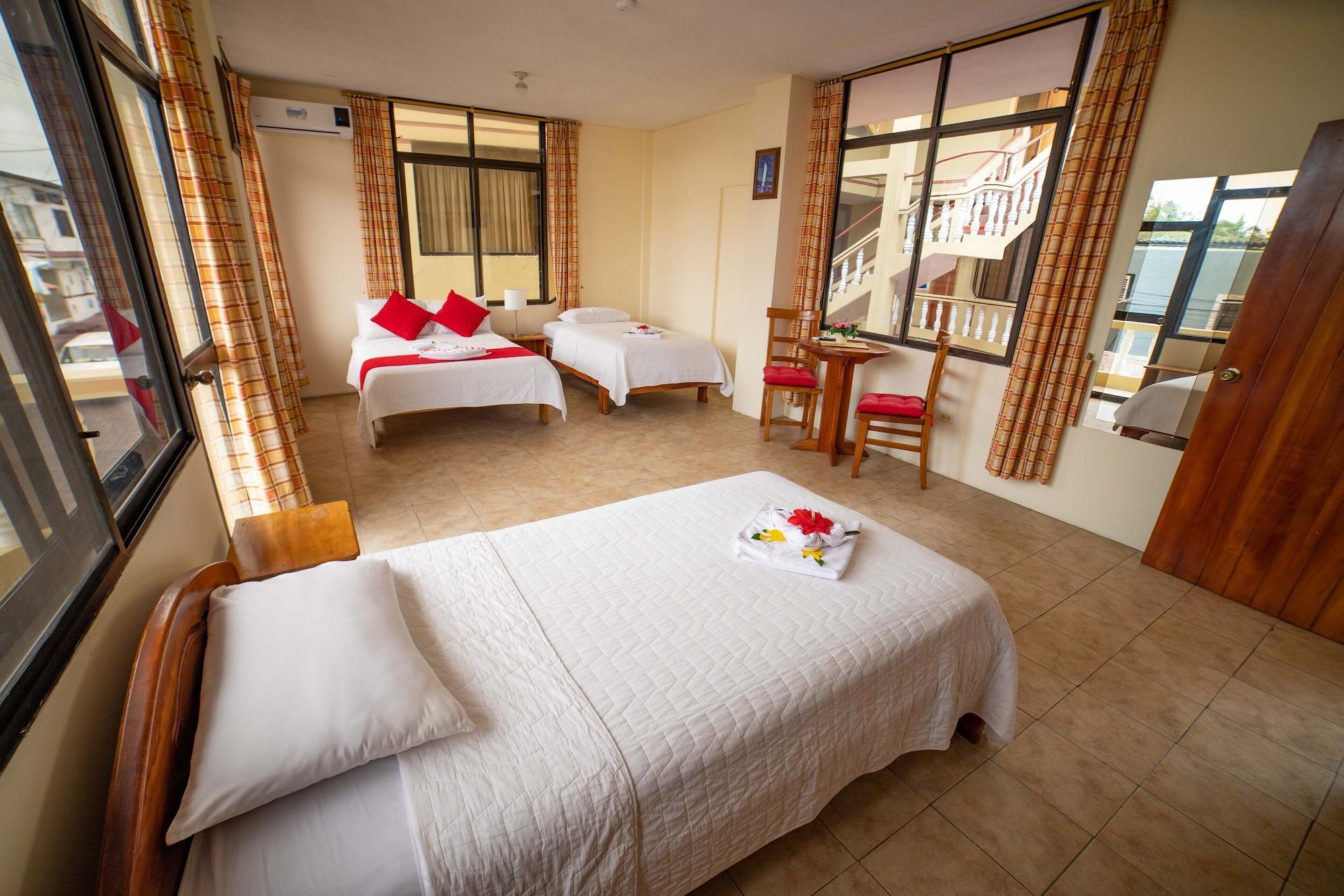 Hotel Red Booby Пуэрто-Айора Экстерьер фото
