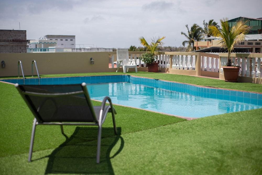 Hotel Red Booby Пуэрто-Айора Экстерьер фото