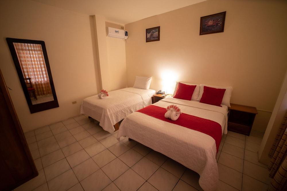Hotel Red Booby Пуэрто-Айора Экстерьер фото